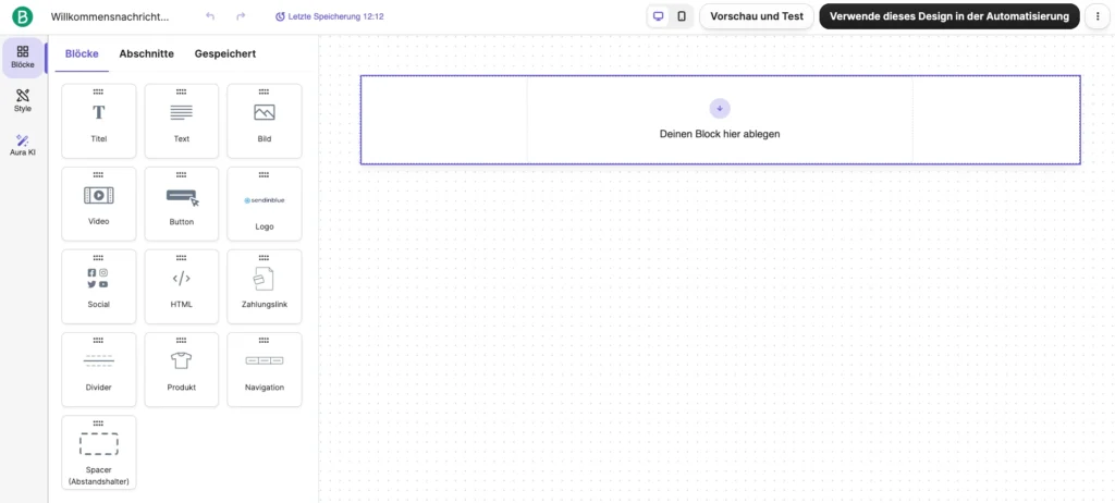 Screenshot des Drag-and-Drop Editors von Brevo. Links eine Auswahl an Blöcken wie Titel, Text, Bild und Button, die per Mausklick in die Vorlage auf der rechten Seite gezogen werden können.