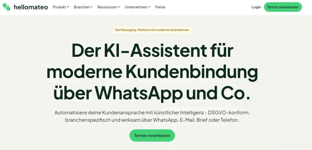 Homepage des WhatsApp Marketing Tools hellomateo mit dem Titel "Der KI-Assistent für moderne Kundenbindung über WhatsApp und Co."