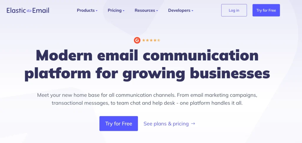 Homepage des Free SMTP Server Providers Elastic Email mit der Überschrift: Modern email communication platform for growing businesses