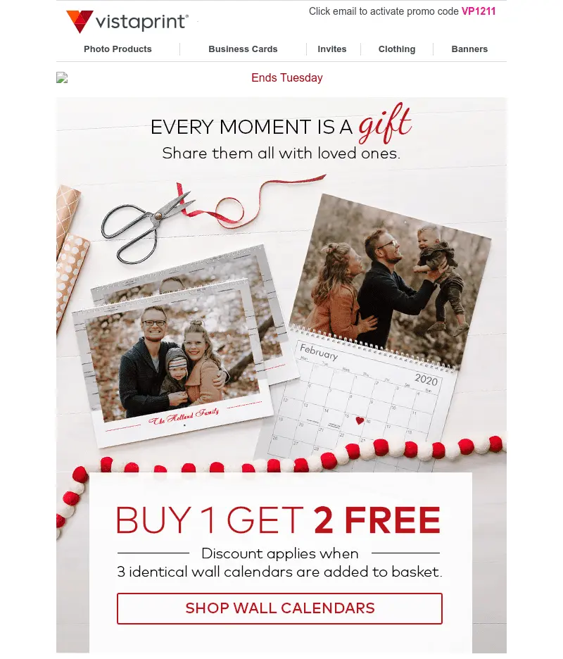 Christmas email example showing family photos in a calendar.